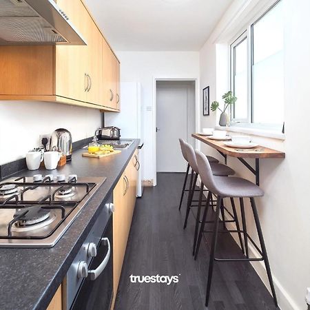 Penkhull House By Truestays - 4 Bedroom House In Stoke-On-Trent Esterno foto