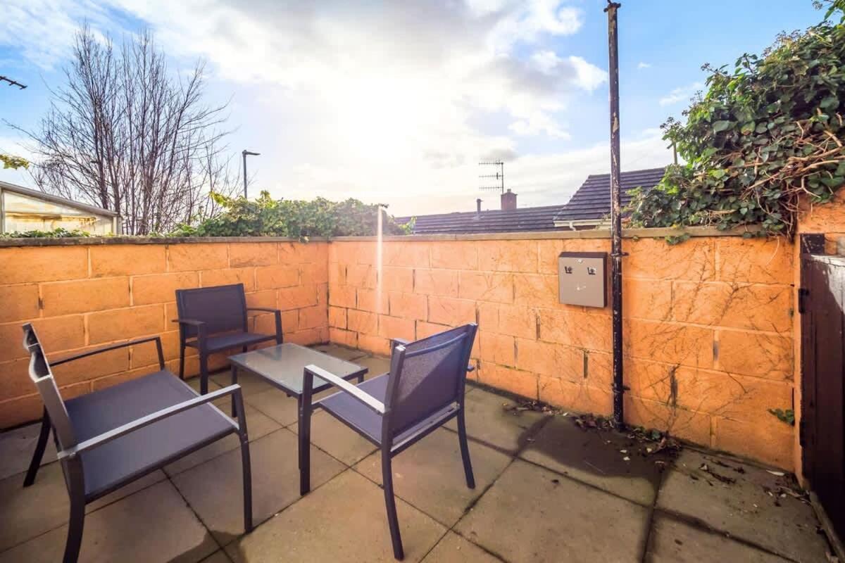 Penkhull House By Truestays - 4 Bedroom House In Stoke-On-Trent Esterno foto