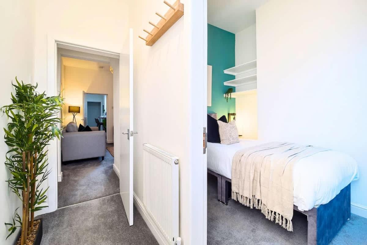 Penkhull House By Truestays - 4 Bedroom House In Stoke-On-Trent Esterno foto