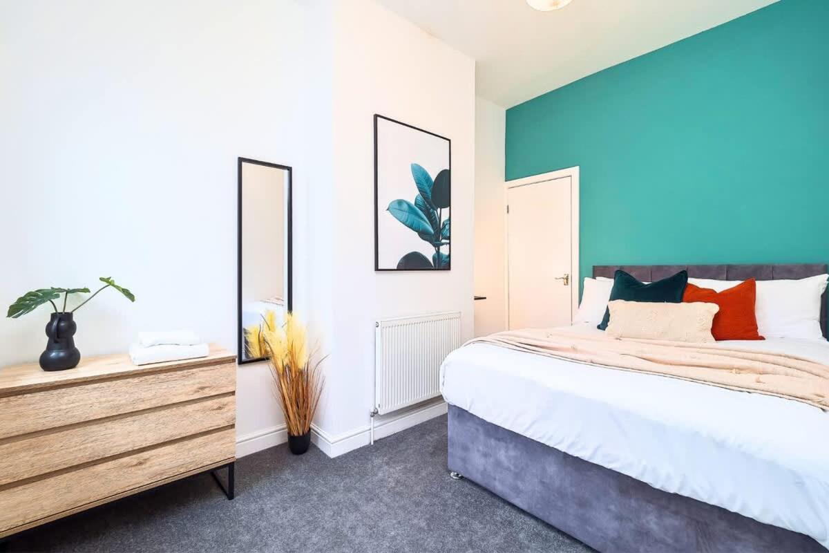 Penkhull House By Truestays - 4 Bedroom House In Stoke-On-Trent Esterno foto